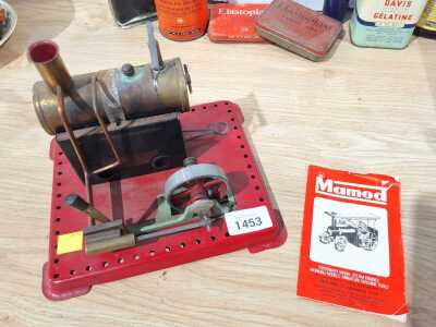MODEL STEAM ENGINE