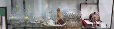 FLATWARE & CRYSTAL