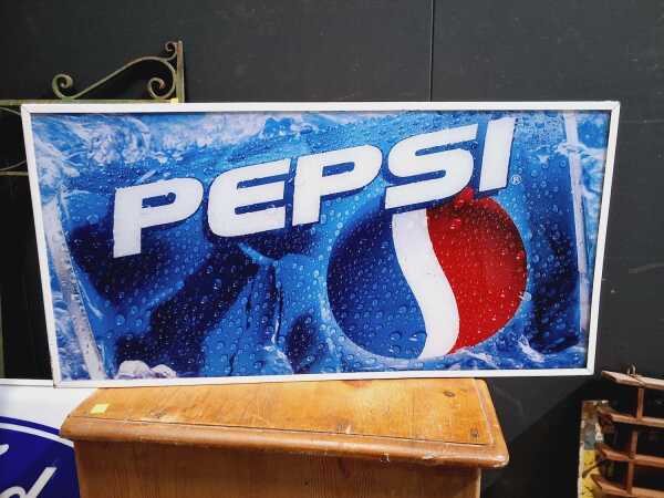 PEPSI LIGHT BOX