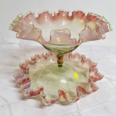 VICTORIAN GLASS CENTREPIECE