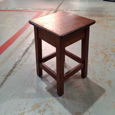 WORK STOOL