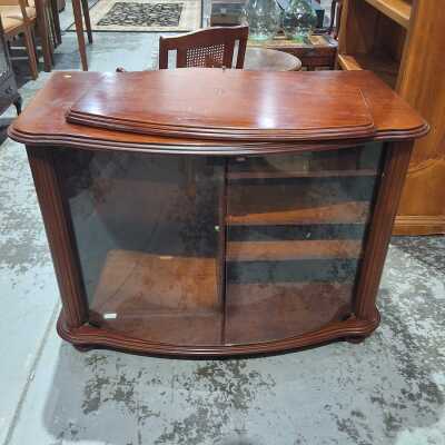 TELEVISION CABINET