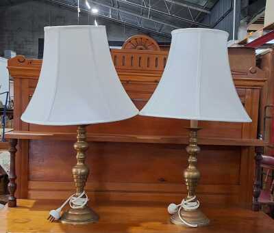 BEDSIDE LAMPS