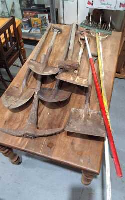 GARDEN TOOLS
