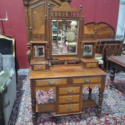 DRESSING TABLE