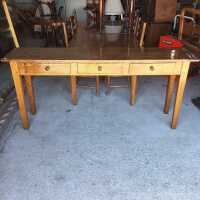 CONSOLE TABLE