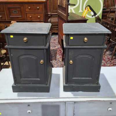 BEDSIDE CUPBOARDS