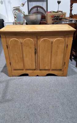 DRESSER BASE