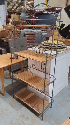 DISPLAY SHELF