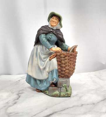 ROYAL DOULTON FIGURE