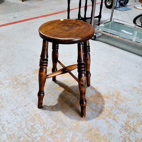 STOOL
