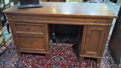 TWIN PEDESTAL DESK