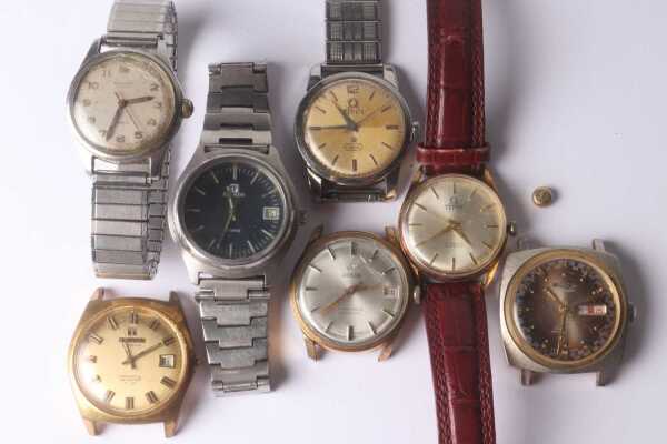 WRISTWATCHES