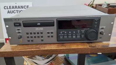 CD PLAYER