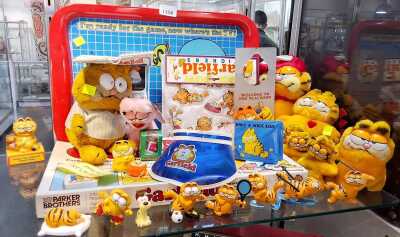 GARFIELD