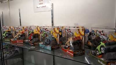 WRECK ROYALE TOY CARS