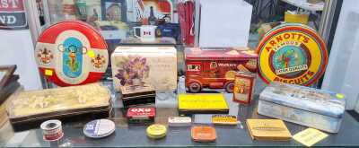 VINTAGE TINS