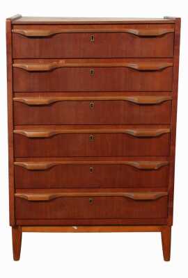 TALLBOY CHEST OF DRAWERS