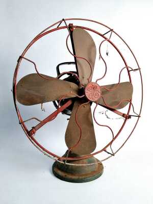 TABLE FAN