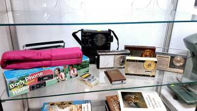 PORTABLE RADIOS