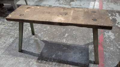 GUM BENCH