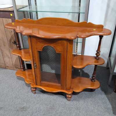 CREDENZA