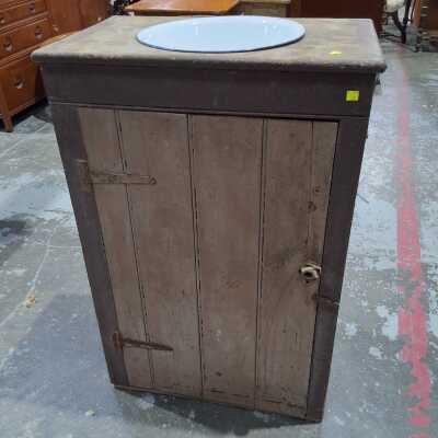 WASH STAND