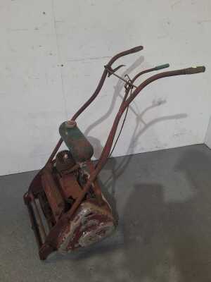 REEL MOWER