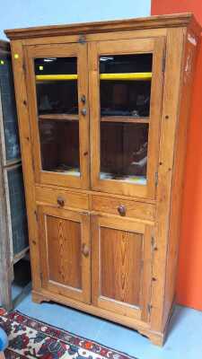 KITCHEN DRESSER