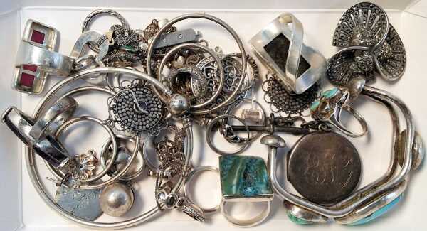 JEWELLERY