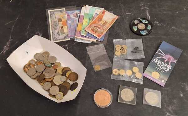 COINS & BANKNOTES