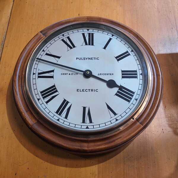 WALL CLOCK