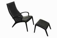 LOUNGE CHAIR & FOOT STOOL