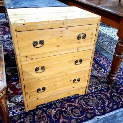 CHEST OF DRAWERS