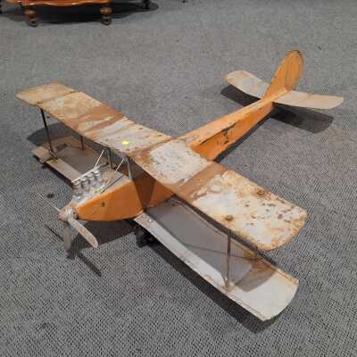 MODEL PLANE