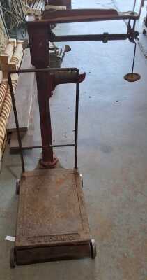INDUSTRIAL SCALES