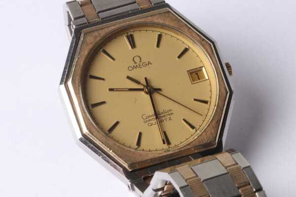 OMEGA WRIST WATCH