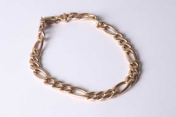 GOLD BRACELET