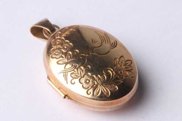 GOLD LOCKET