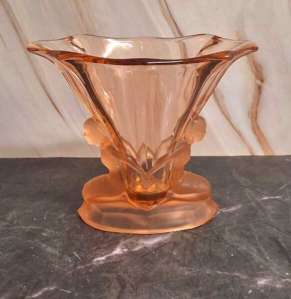 ART DECO VASE