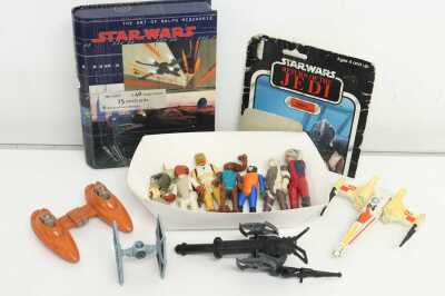 STAR WARS COLLECTABLES