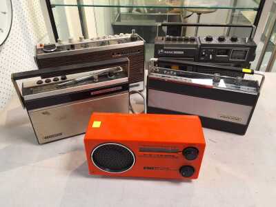 PORTABLE RADIOS