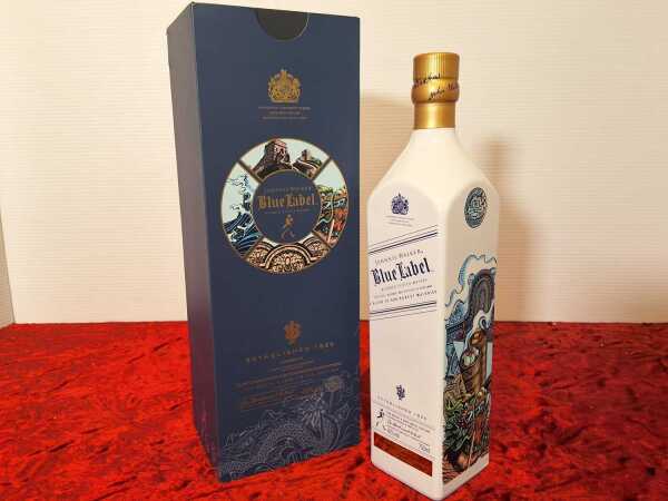 JOHNNIE WALKER BLUE LABEL