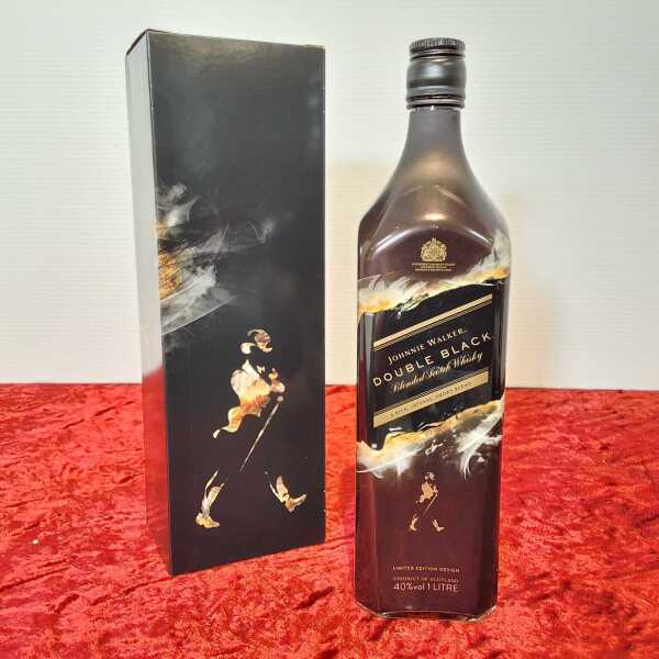JOHNNIE WALKER DOUBLE BLACK WHISKY