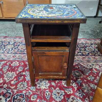 BEDSIDE CABINET