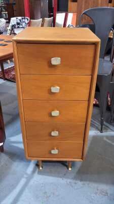 CHEST OF DRAWERS