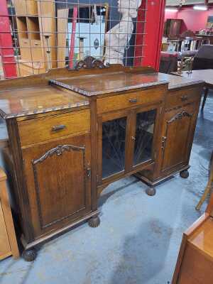 SIDEBOARD