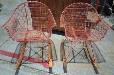 ROCKING CHAIRS