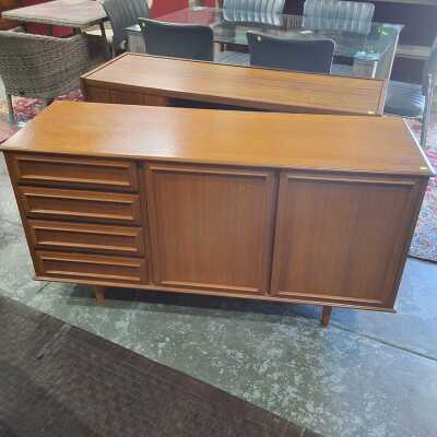 SIDEBOARD
