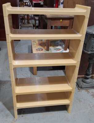 RETRO MODULAR SHELVING